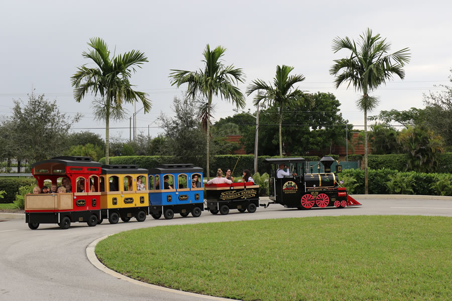 Catabella Express at a corporate event